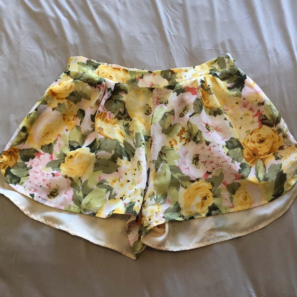 Lovers and Friends Floral Bloomers Shorts XS